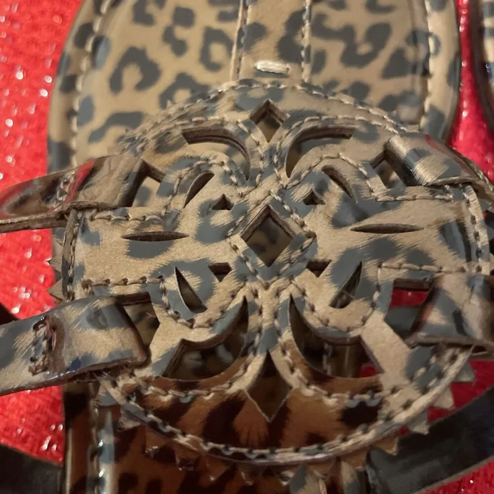 Circus by Sam Edelman Cherri Ceetha Thong Sandals size 8.5 New Flats